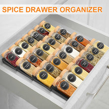 Load image into Gallery viewer, Labeled Spice Jars
